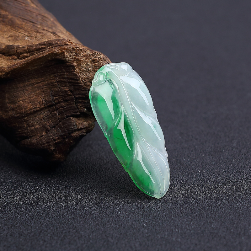 飘翠翡翠叶子吊坠-红掌柜