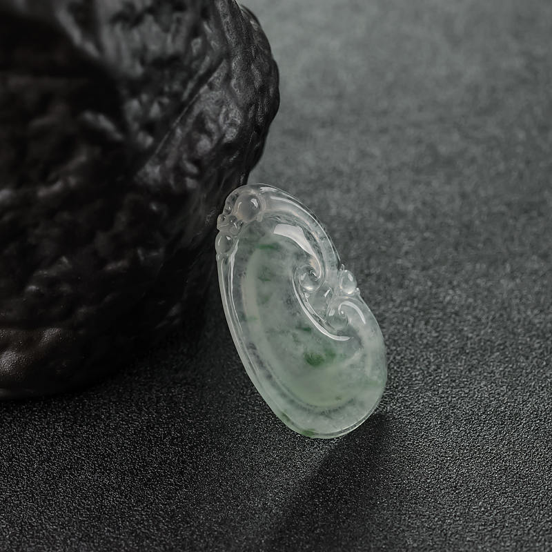 缅甸糯冰种飘翠翡翠如意吊坠-红掌柜