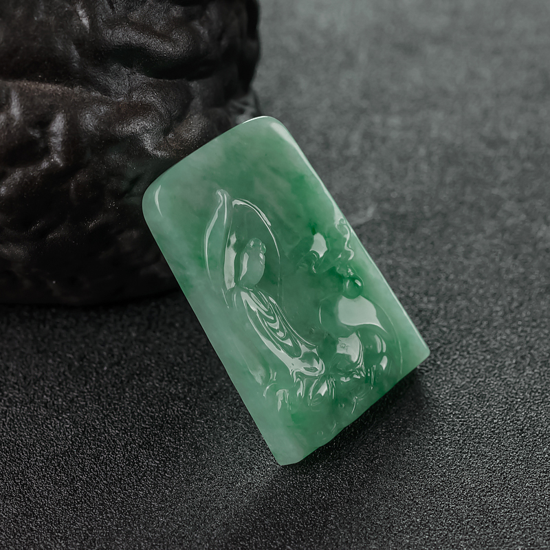 缅甸豆种飘翠翡翠悟道吊坠-红掌柜