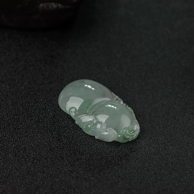 缅甸天然糯种飘翠翡翠吊坠-红掌柜