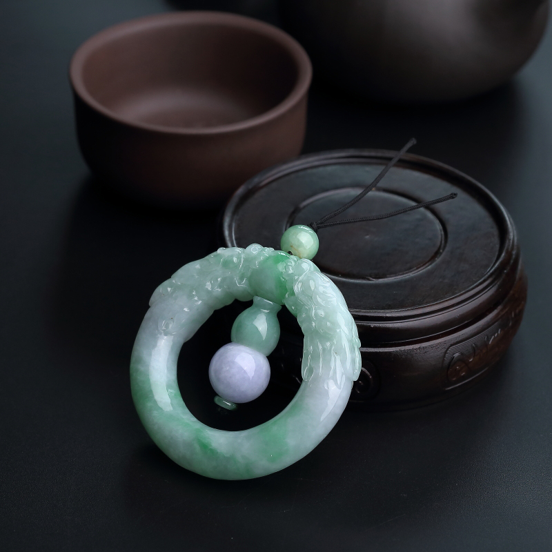 缅甸糯种浅绿翡翠双龙戏珠挂件-红掌柜