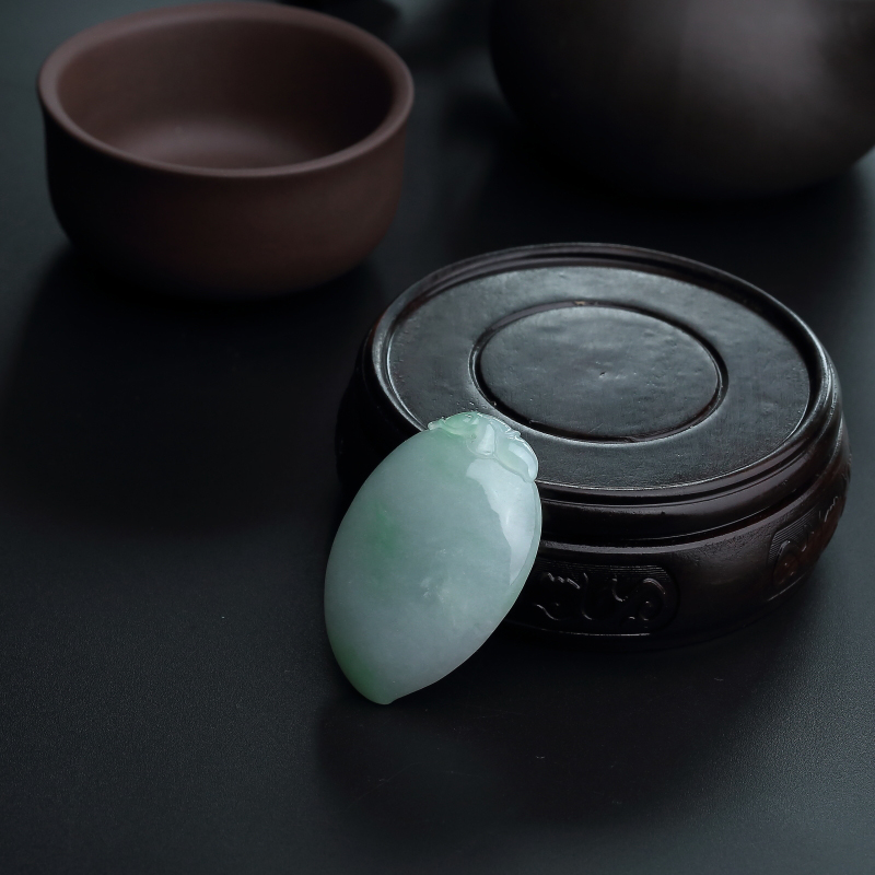 缅甸糯种浅绿翡翠福瓜吊坠-红掌柜