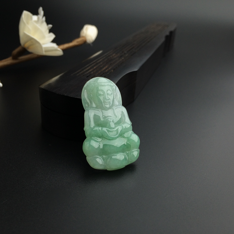 糯种浅绿翡翠观音-红掌柜