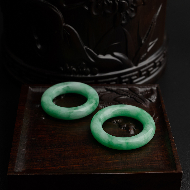 缅甸糯种飘绿翡翠平安环-红掌柜