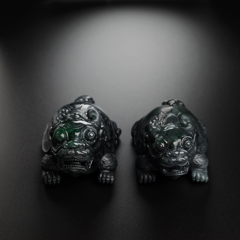 缅甸天然乌鸡种翡翠赑屃摆件-红掌柜