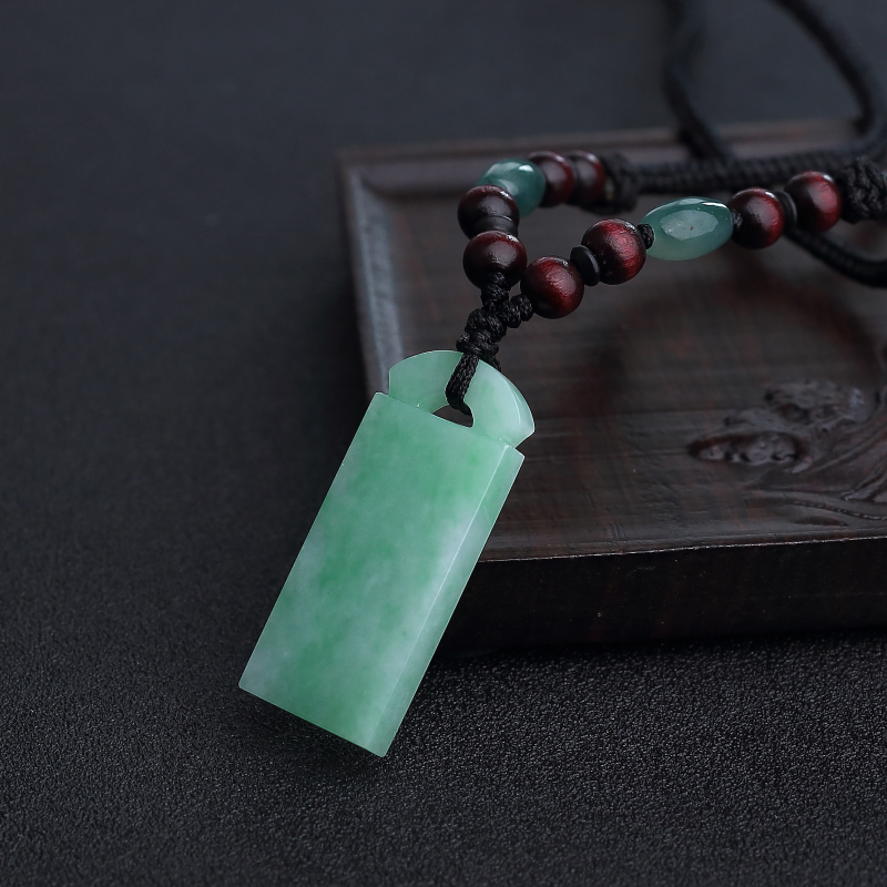 天然糯种浅绿翡翠无事牌吊坠-红掌柜