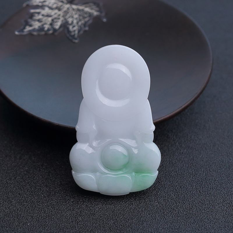 翡翠观音吊坠-红掌柜