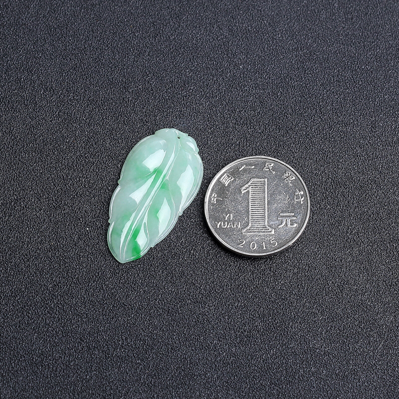 糯种飘花翡翠叶子吊坠-红掌柜