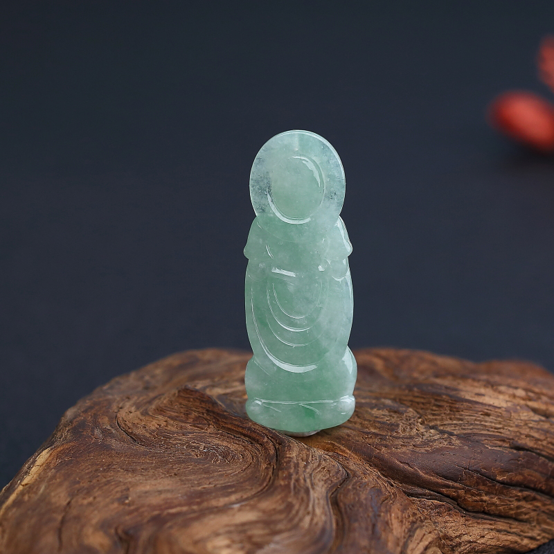 缅甸天然浅绿翡翠观音吊坠-红掌柜