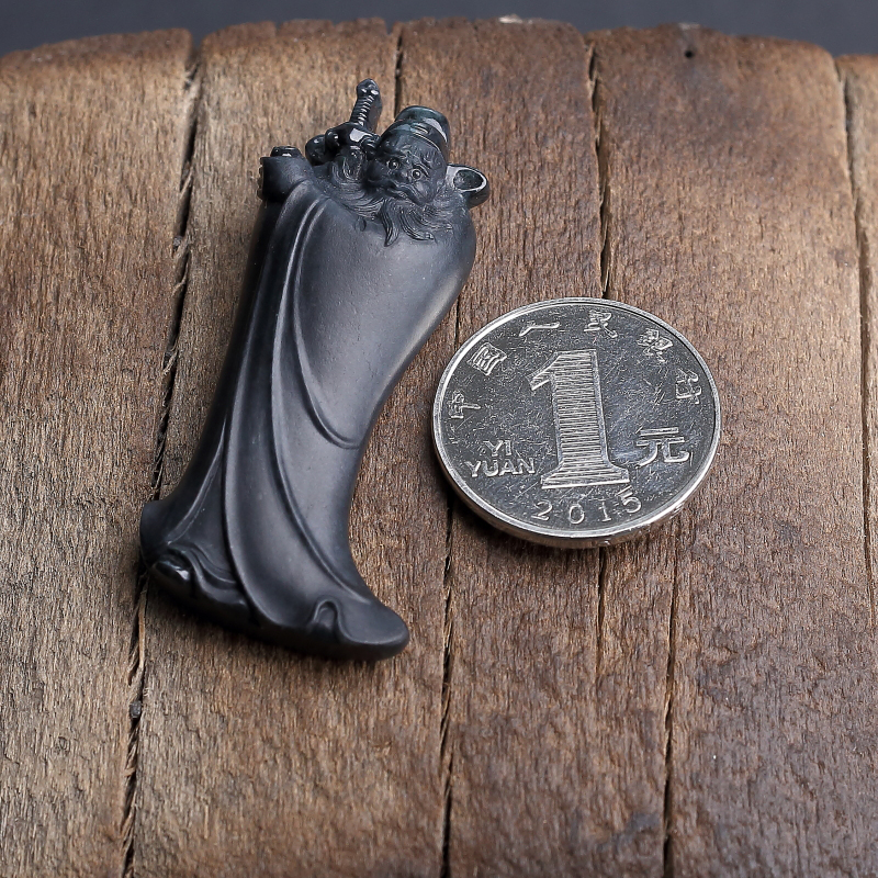 缅甸乌鸡种翡翠摆件-红掌柜