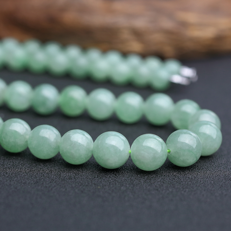 糯种浅绿翡翠塔链-红掌柜