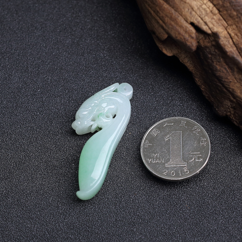 缅甸A货飘翠翡翠吊坠 - 红掌柜