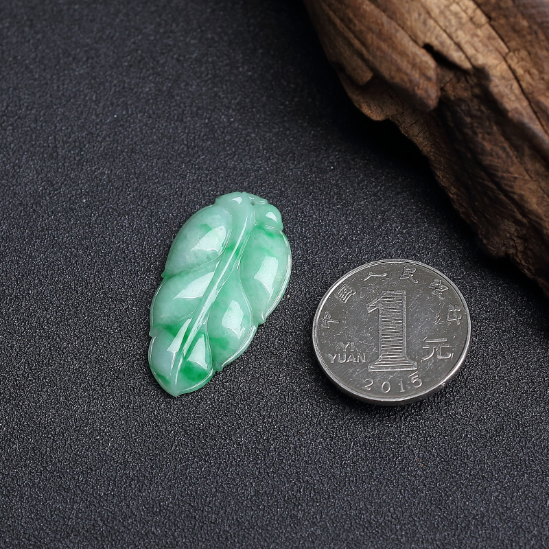 缅甸天然糯种飘翠翡翠吊坠 - 红掌柜