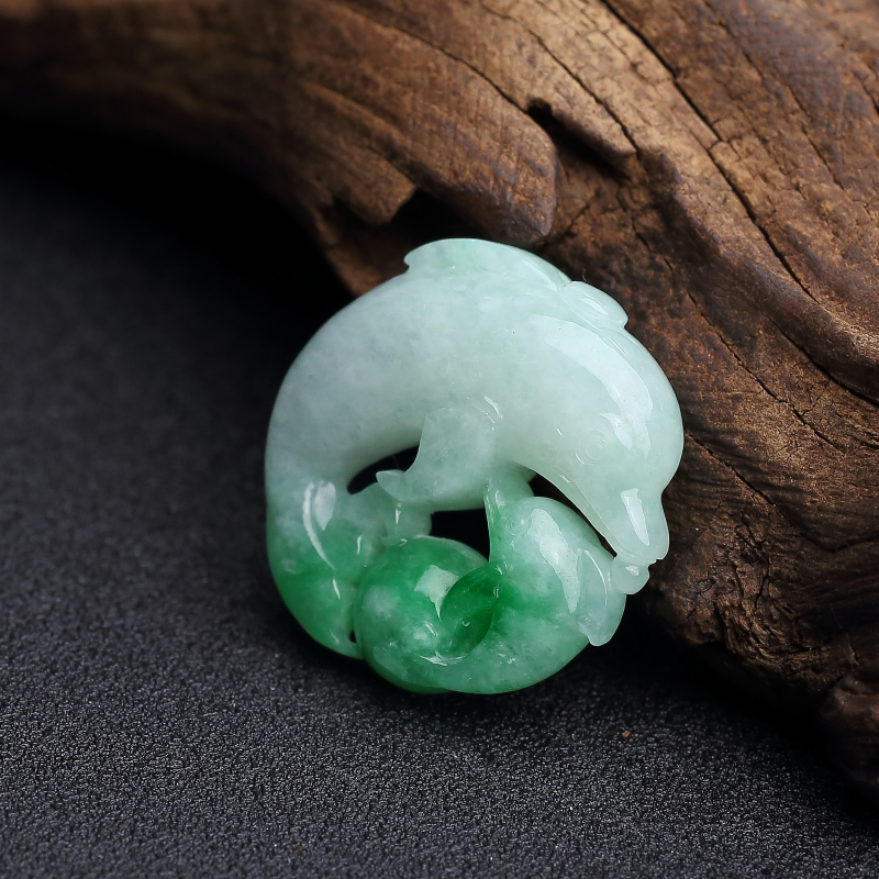 糯种飘翠翡翠海豚吊坠 - 红掌柜