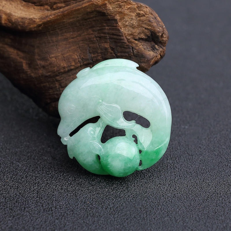 飘翠翡翠海豚吊坠 - 红掌柜