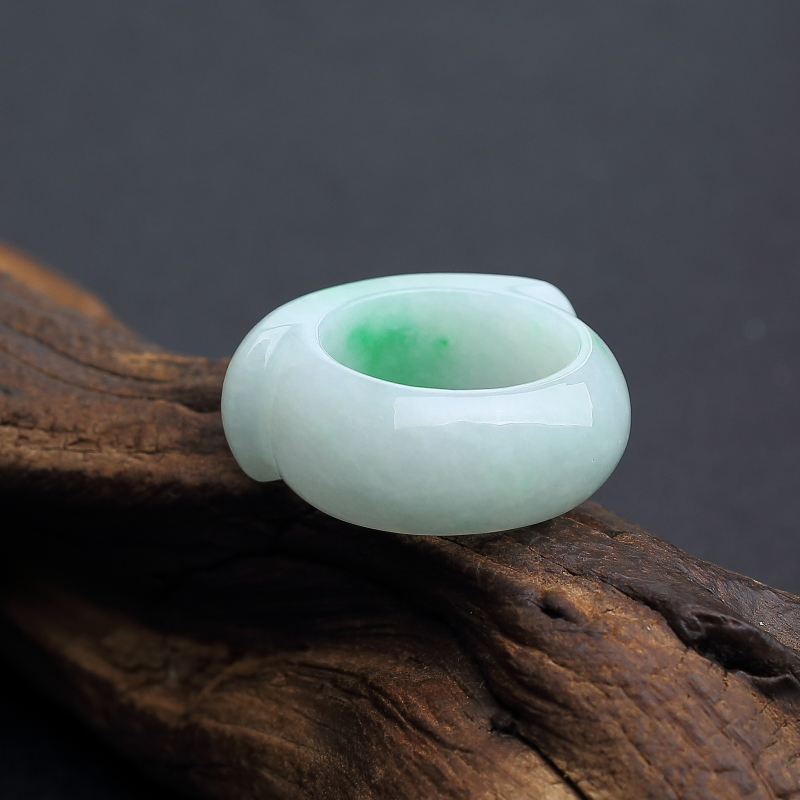 缅甸A货飘翠翡翠戒指 - 红掌柜