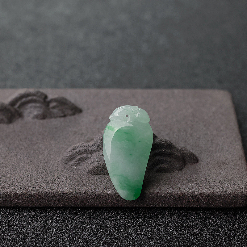 翡翠福瓜吊坠-红掌柜