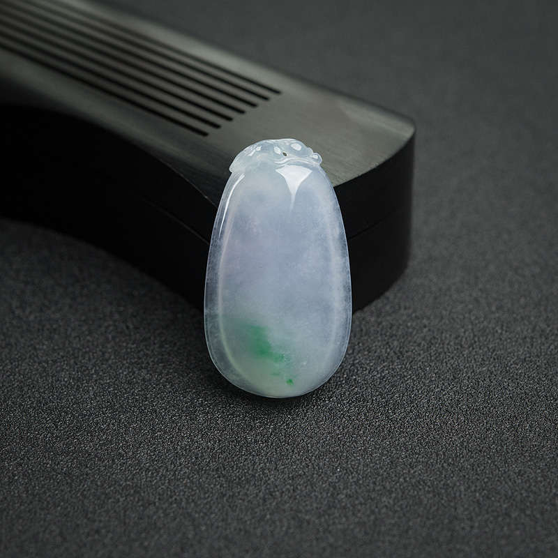 糯种飘翠翡翠福瓜吊坠-红掌柜