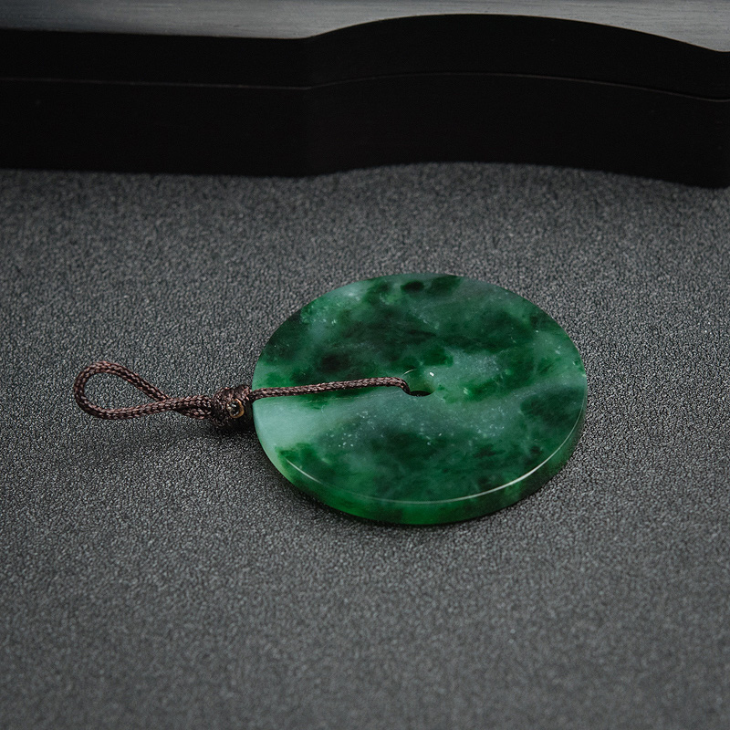 糯种飘花翡翠吊坠-红掌柜