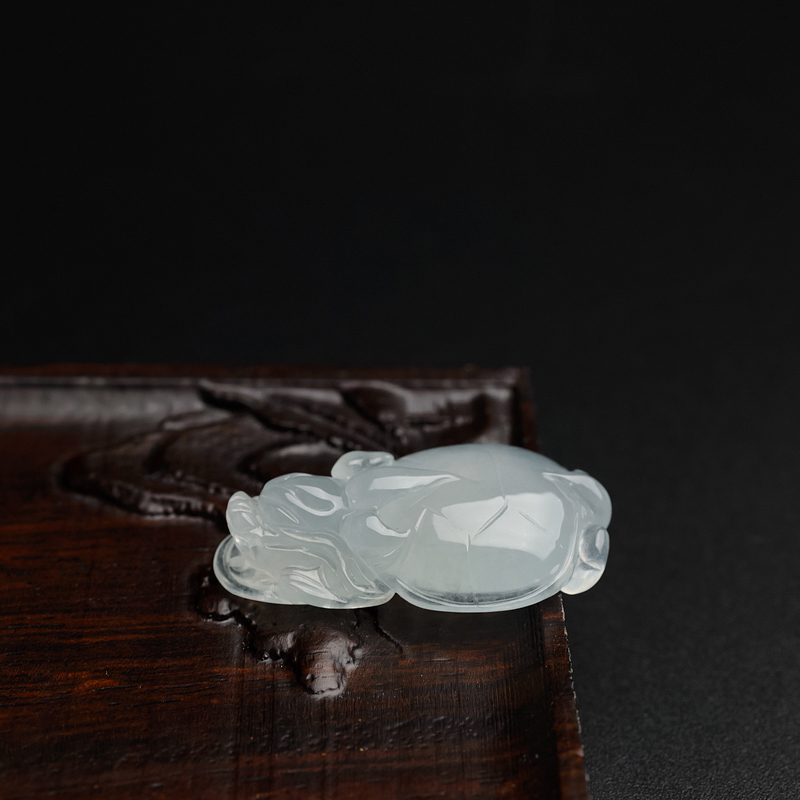 冰糯种浅绿翡翠赑屃吊坠 - 红掌柜