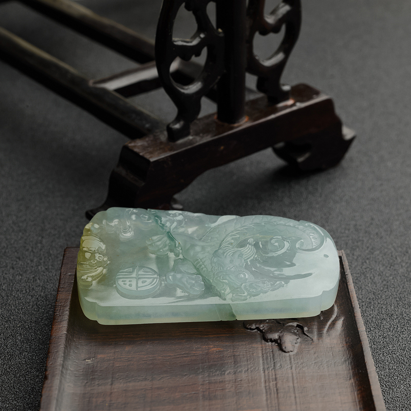 缅甸冰糯种淡绿飘黄翡翡翠吊坠-红掌柜