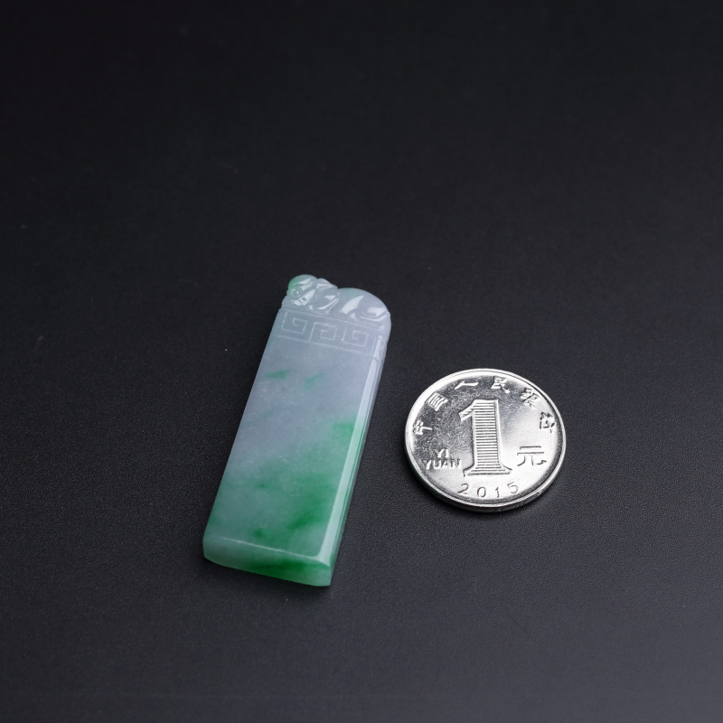 糯种飘绿翡翠貔貅福牌吊坠-红掌柜