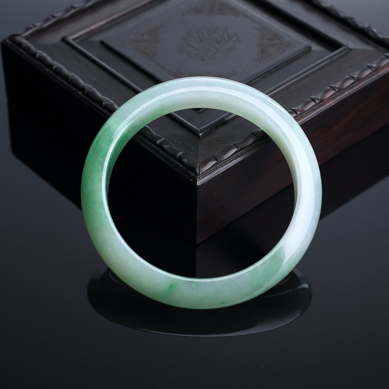 缅甸A货天然糯种飘绿翡翠手镯 - 红掌柜