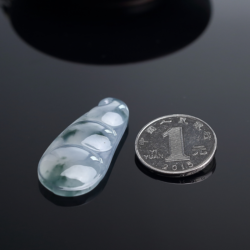 缅甸A货飘花翡翠福豆吊坠 - 红掌柜