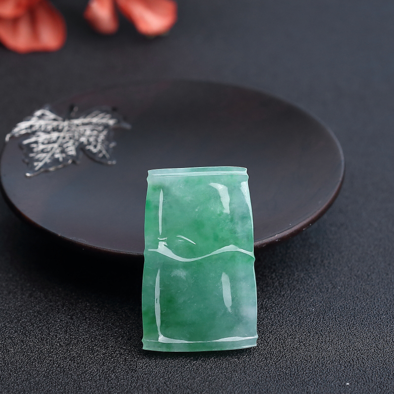 缅甸天然苹果绿翡翠竹报平安吊坠-红掌柜