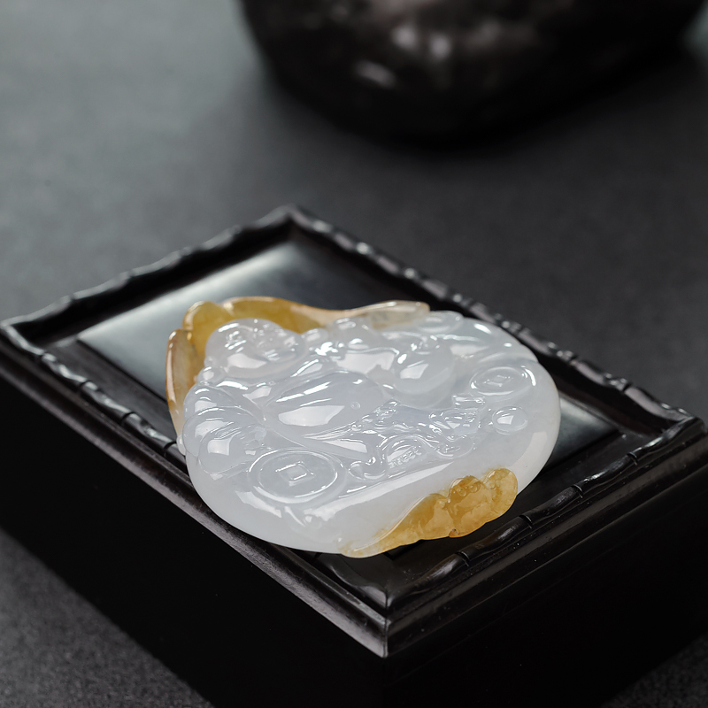 糯冰种俏色翡翠弥勒佛-红掌柜