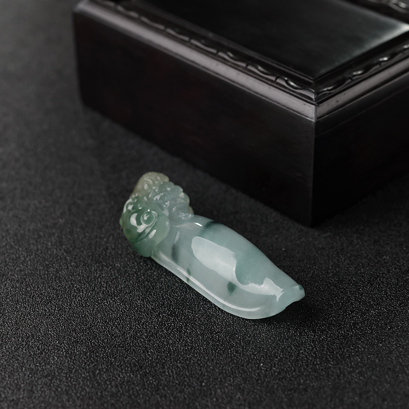 缅甸天然糯冰种翡翠龙头吊坠-红掌柜