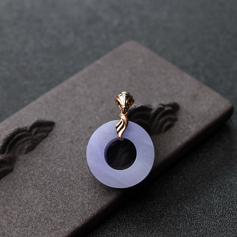 18K金镶钻紫罗兰翡翠路路通吊坠-红掌柜