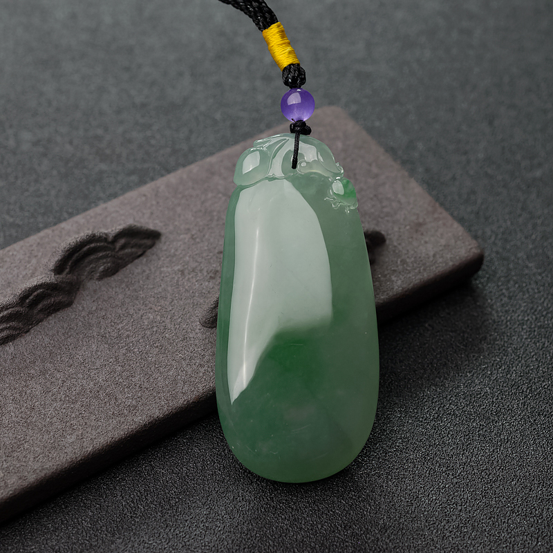 糯种翠色翡翠福瓜吊坠-红掌柜