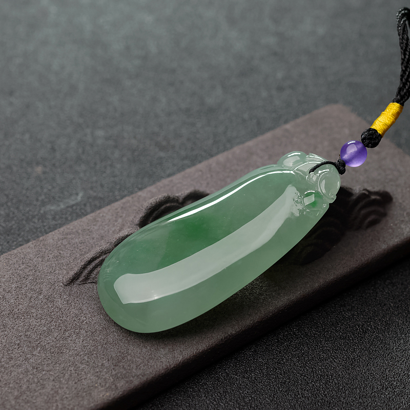 翠色翡翠福瓜吊坠-红掌柜