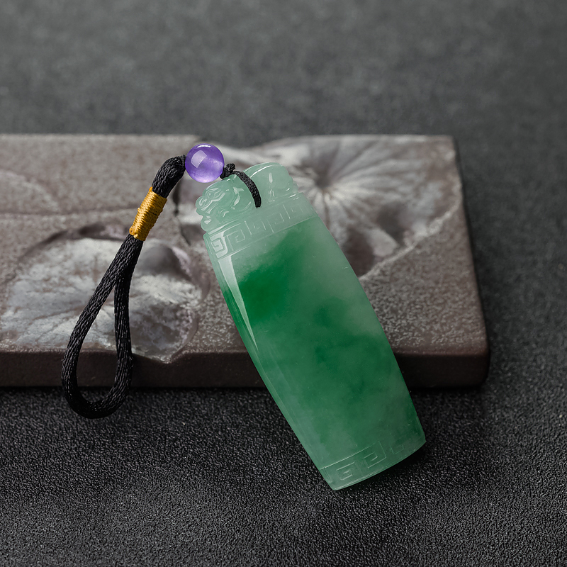 糯种翡翠貔貅牌吊坠-红掌柜