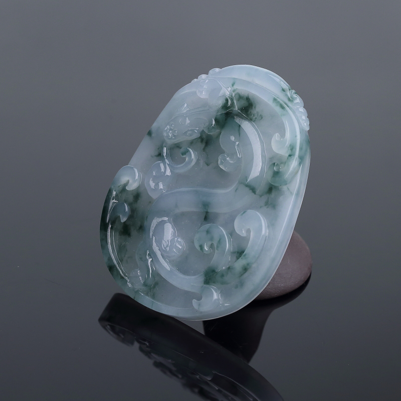 天然糯种飘花翡翠仿古龙吊坠-红掌柜