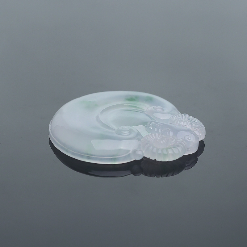 翡翠洋洋得意吊坠-红掌柜