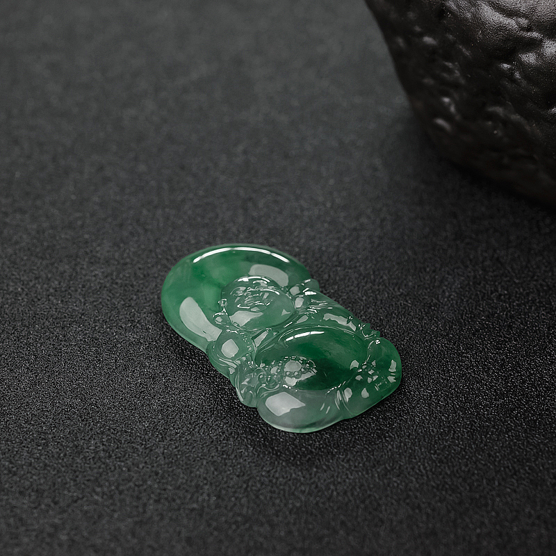 糯冰种翠色翡翠弥勒佛-红掌柜