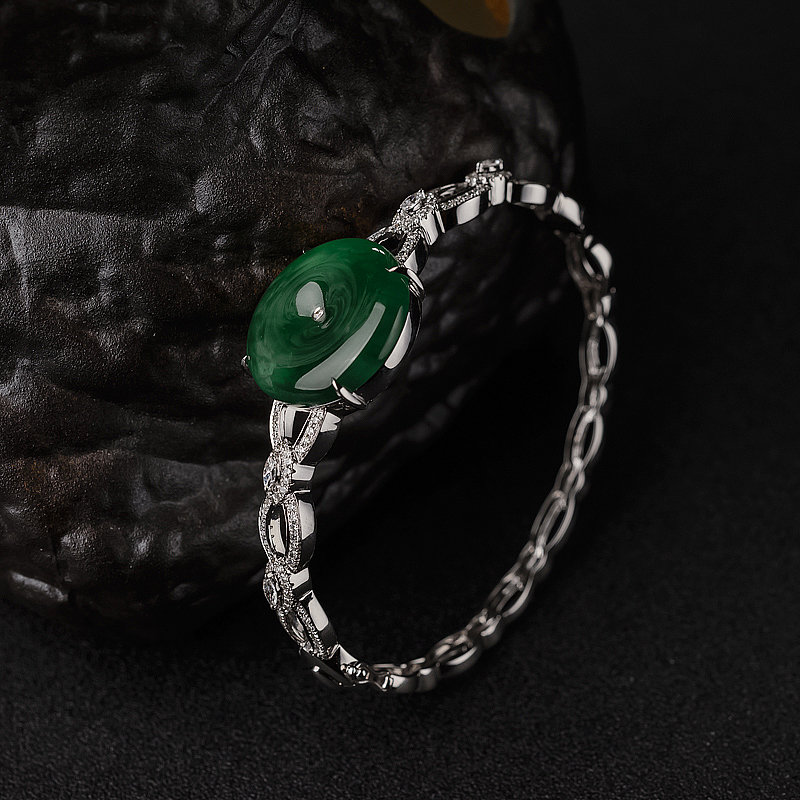 金镶钻糯冰种翠色翡翠手镯-红掌柜