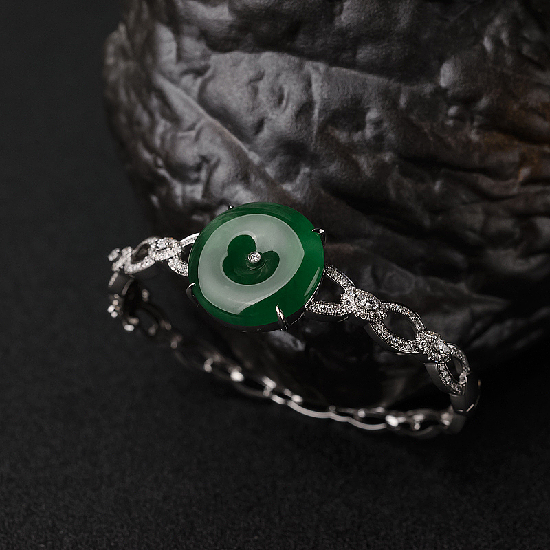 18K金镶钻翡翠手镯-红掌柜