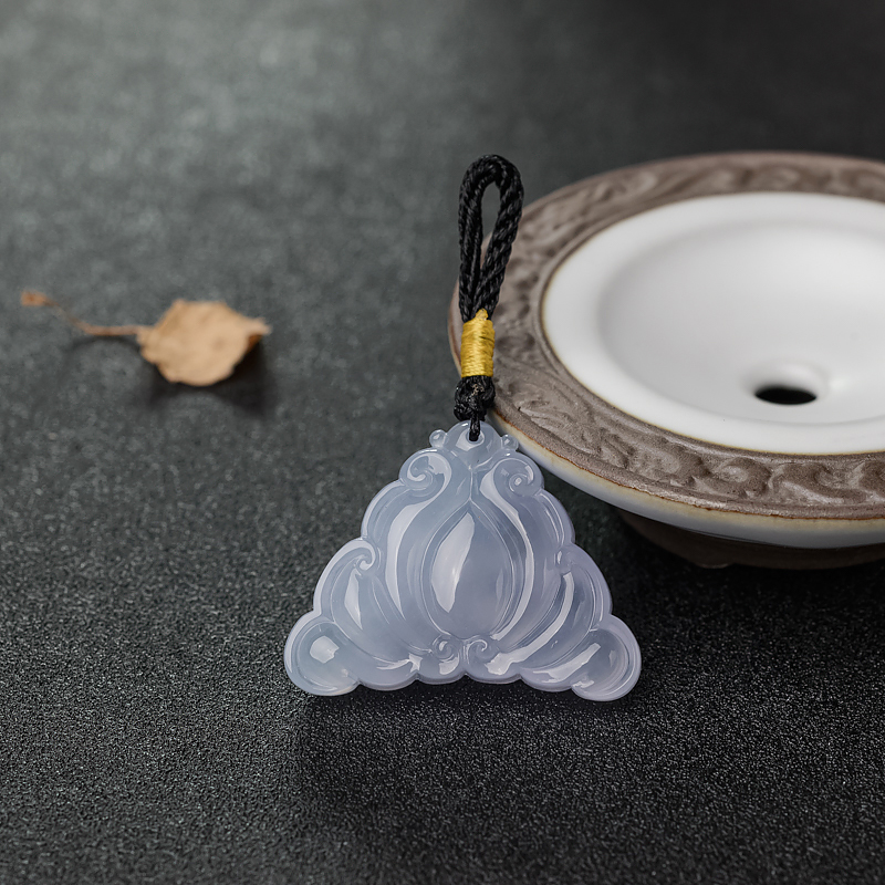 翡翠兽面吊坠-红掌柜