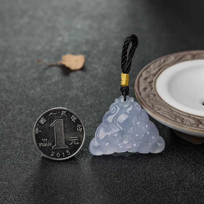 天然翡翠兽面吊坠-红掌柜