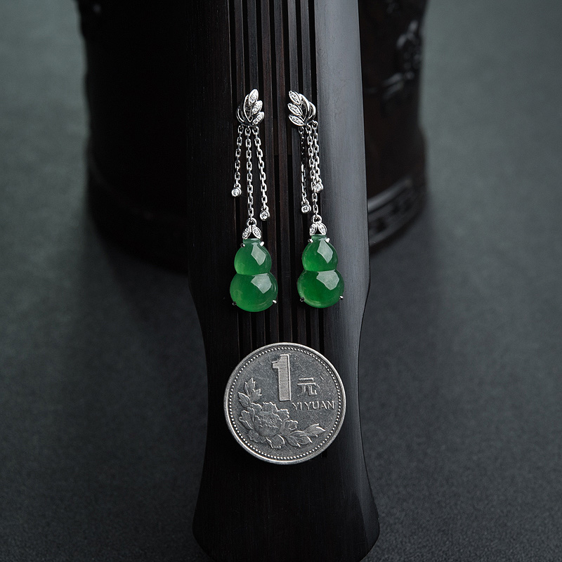 缅甸天然糯冰种翠色翡翠葫芦耳坠-红掌柜