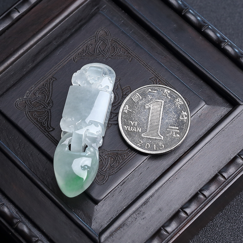 天然冰糯种翡翠吊环 - 红掌柜