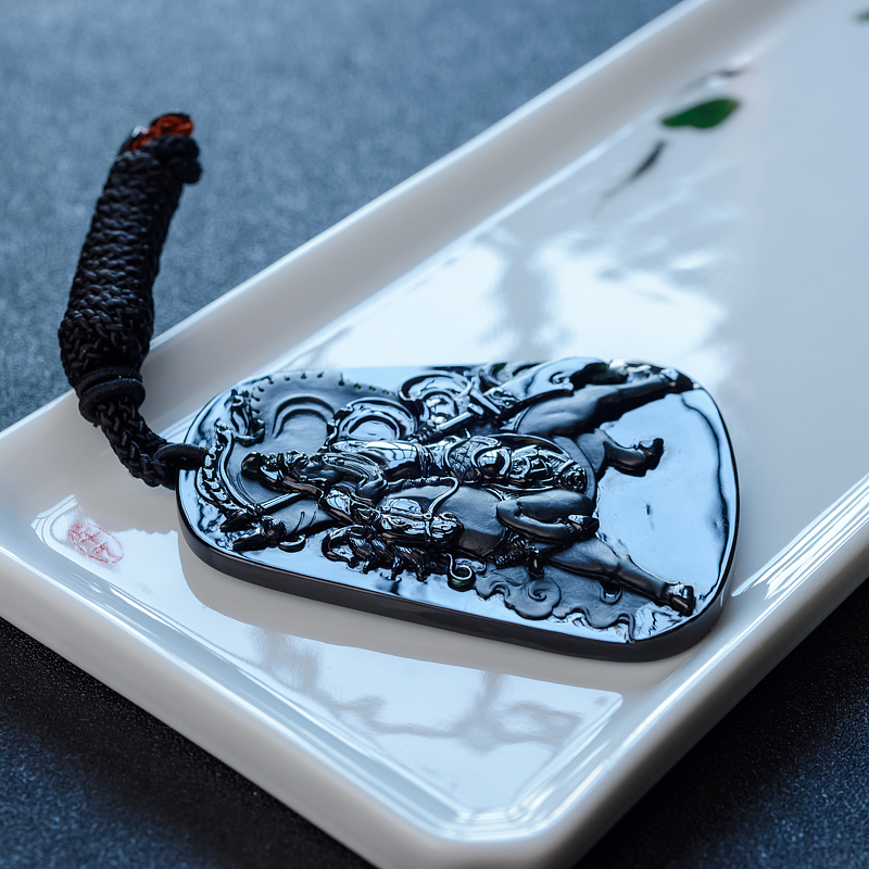 糯冰种墨翠吊坠-红掌柜