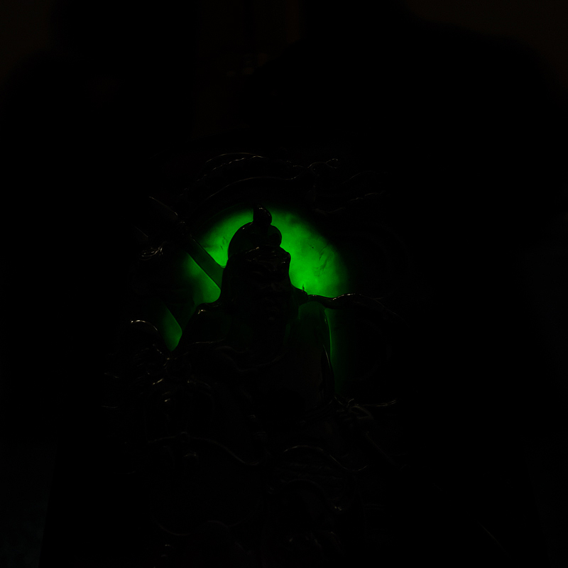 天然墨翠关公吊坠-红掌柜