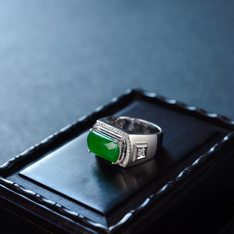 金镶糯冰种阳绿翡翠戒指-红掌柜