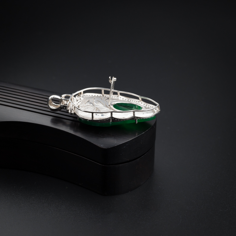 翡翠吊坠 - 红掌柜