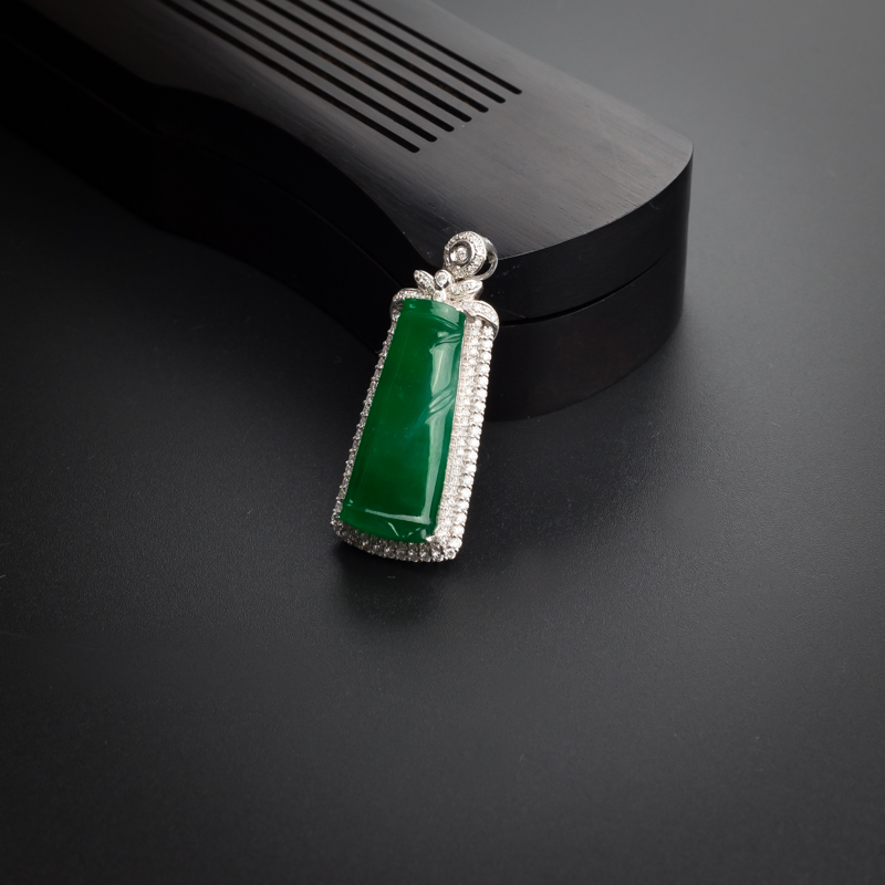 18K金镶冰糯种浓绿翡翠吊坠 - 红掌柜