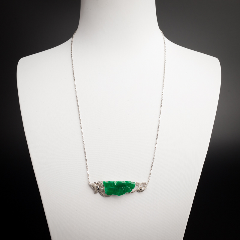 18K金镶缅甸糯种阳绿翡翠吊坠-红掌柜